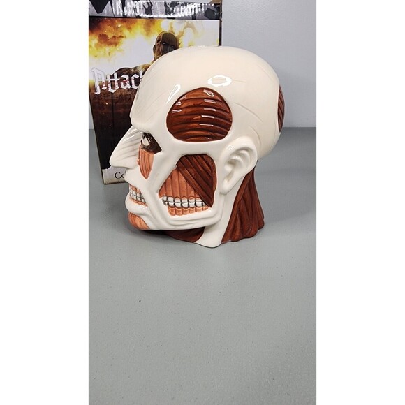 Attack On Titan Colossal Titan Head Coin Bank Horror Skull Anatomy Anime - Picture 8 of 14